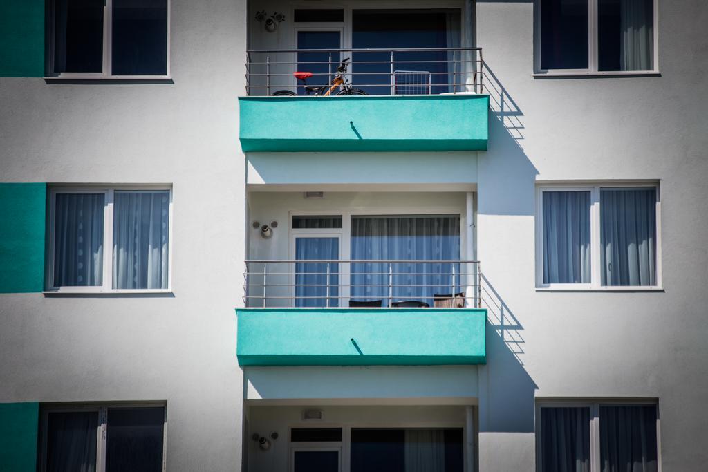 Oasis By The Sea - Summerland Apartment Mamaia Kültér fotó