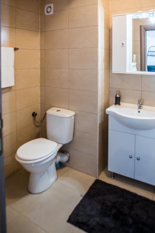 Oasis By The Sea - Summerland Apartment Mamaia Kültér fotó